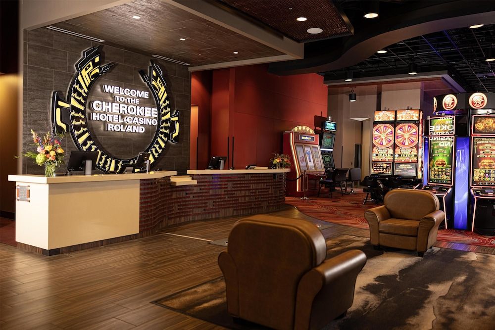 Cherokee Casino & Hotel Roland 3