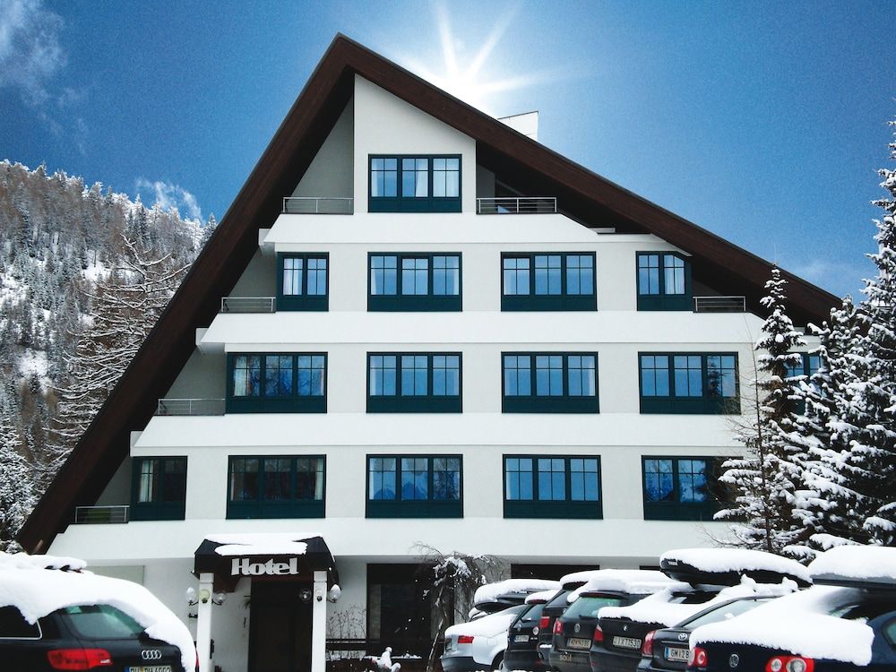 Hotel Nockalm 4 estrelas em Innerkrems