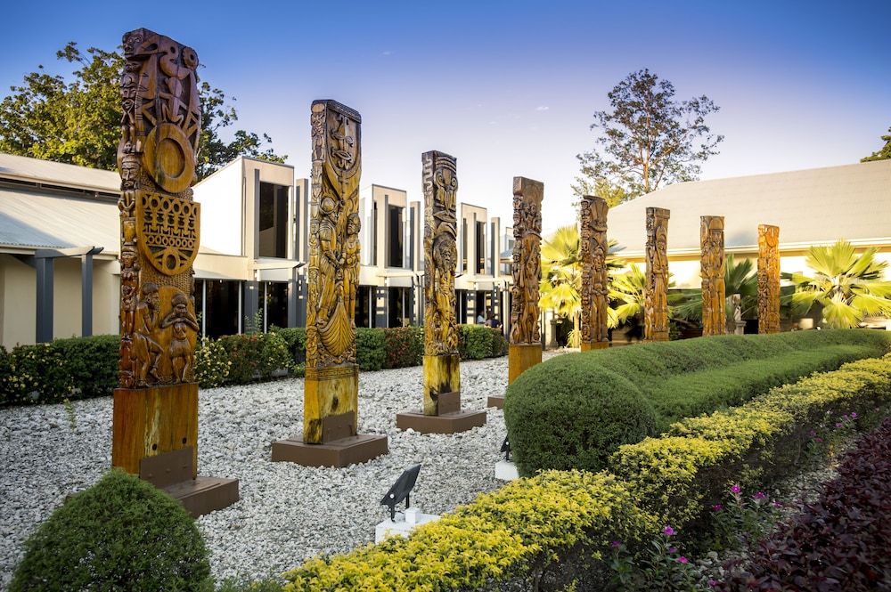 Heritage Park Hotel 2