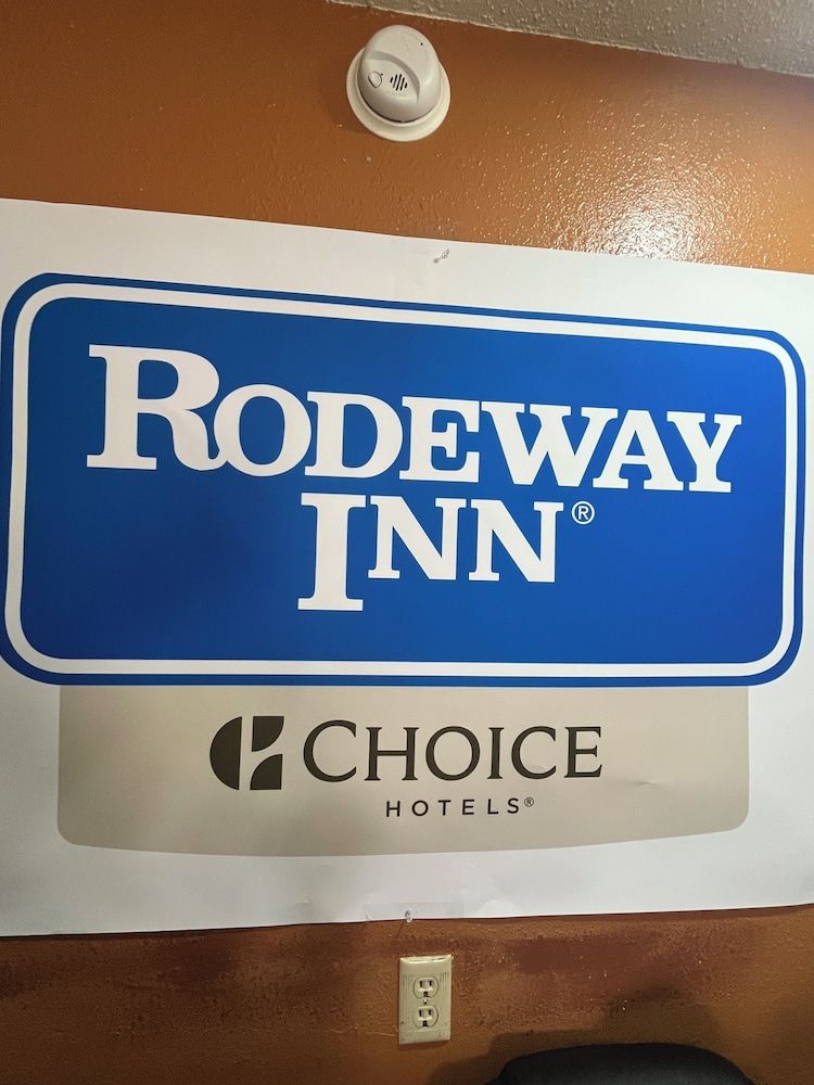 Rodeway Inn Memphis 2