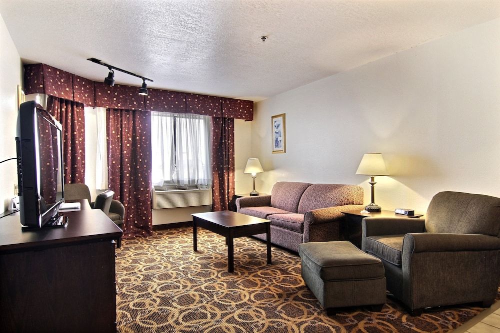 Premier Extended Stay Hobbs 3