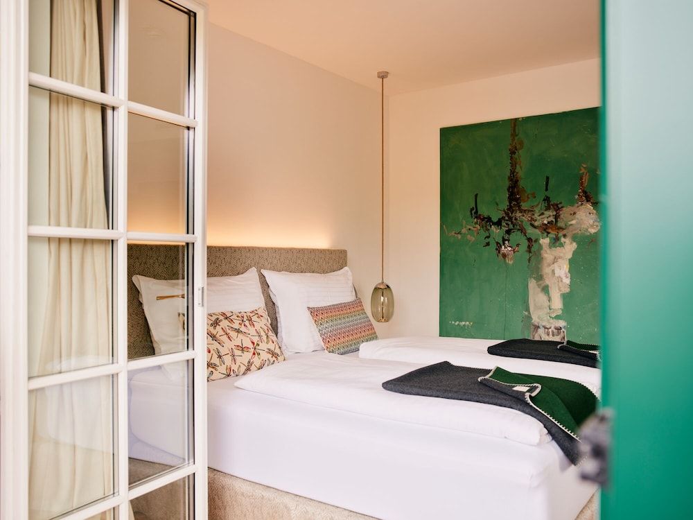 TAUROA Seehotel Grundlsee 3