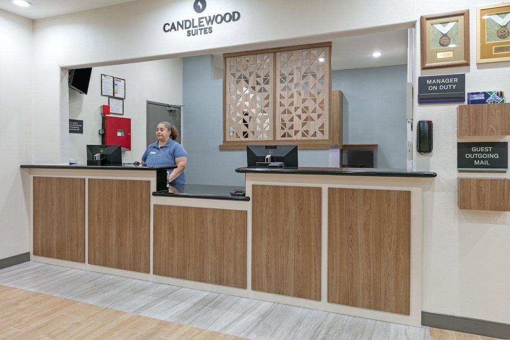 Candlewood Suites Lake Jackson Clute by IHG 3