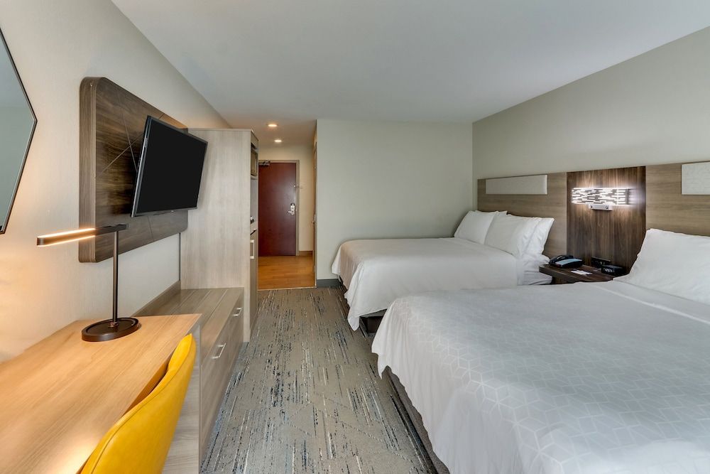 Holiday Inn Express & Suites Ardmore by IHG 3