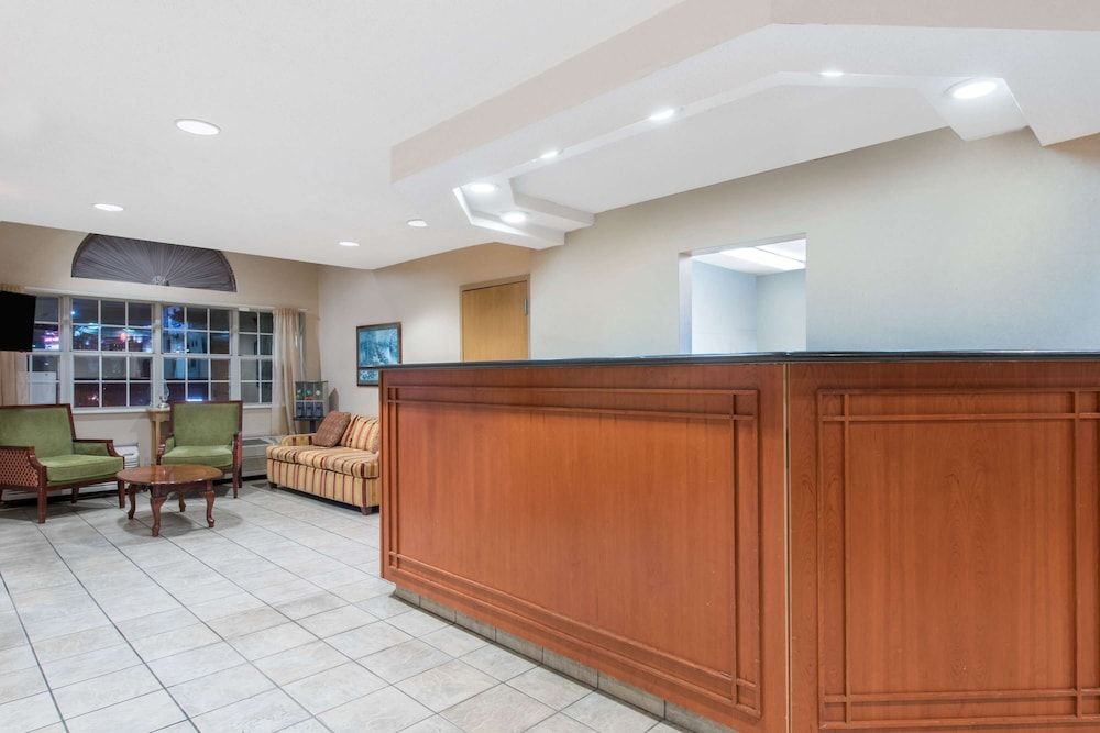 Knights Inn Allentown 2