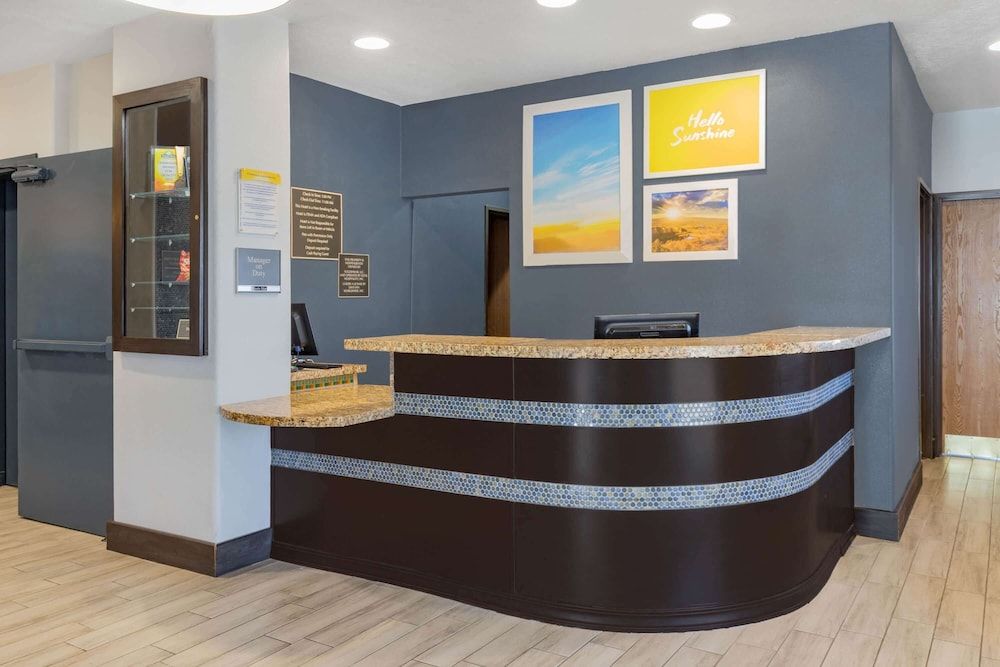 Days Inn by Wyndham Bernalillo 2
