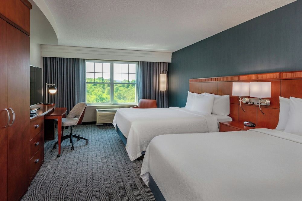 Courtyard by Marriott Hadley Amherst 3