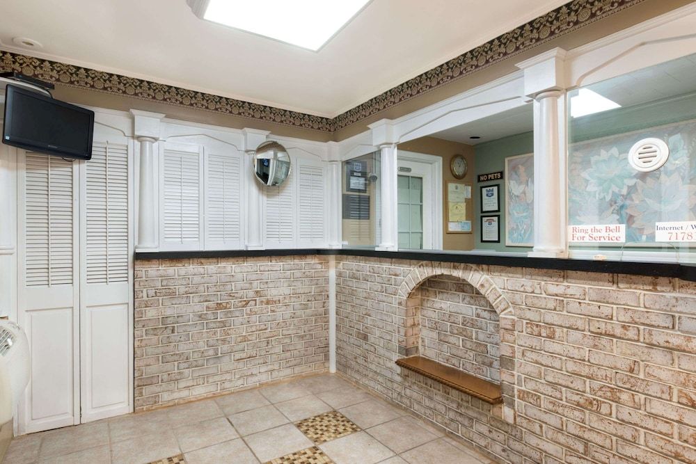 Knights Inn Palmyra 3