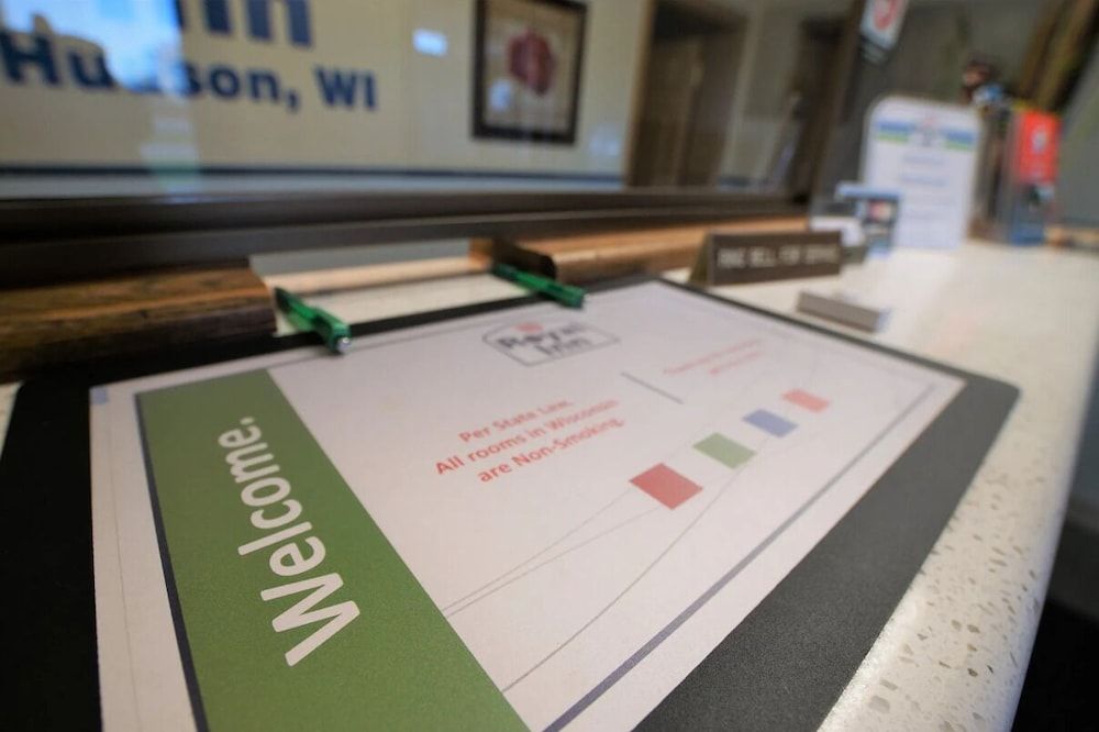 Royal Inn - Hudson I-94 2