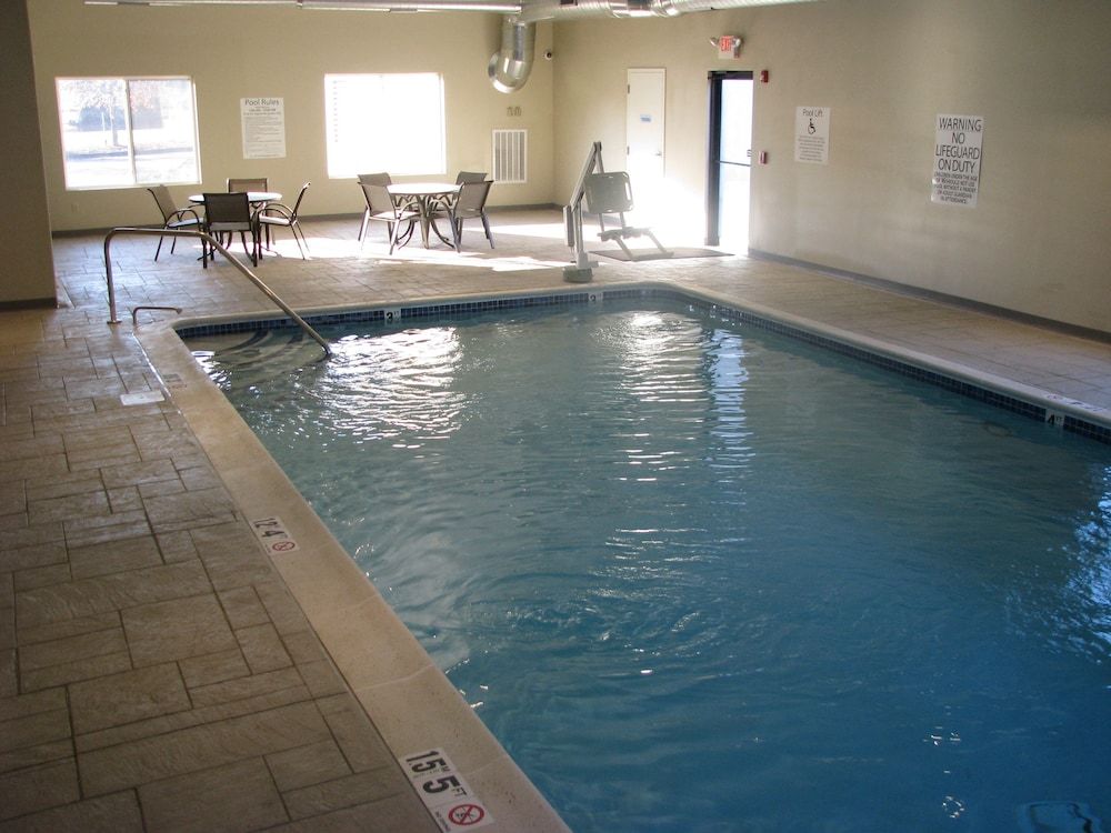 Holiday Inn Express Vernon - Manchester 2 estrelas em Vernon