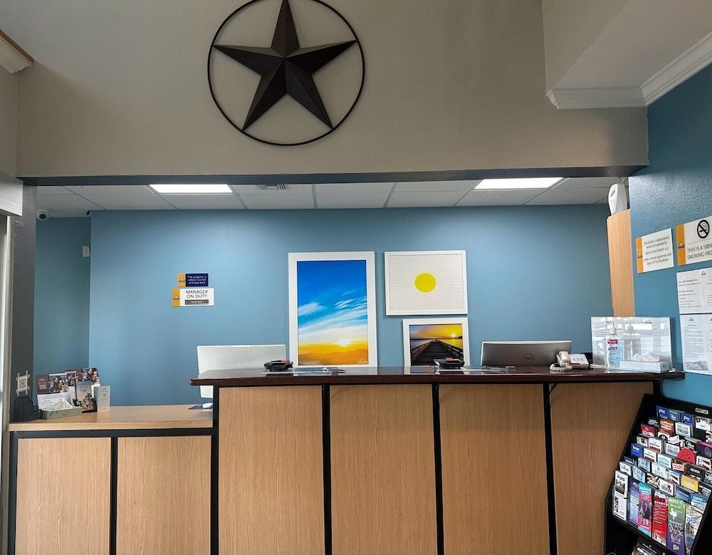 Days Inn by Wyndham Copperas Cove 2