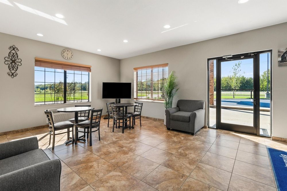 Americas Best Value Inn Byhalia 3