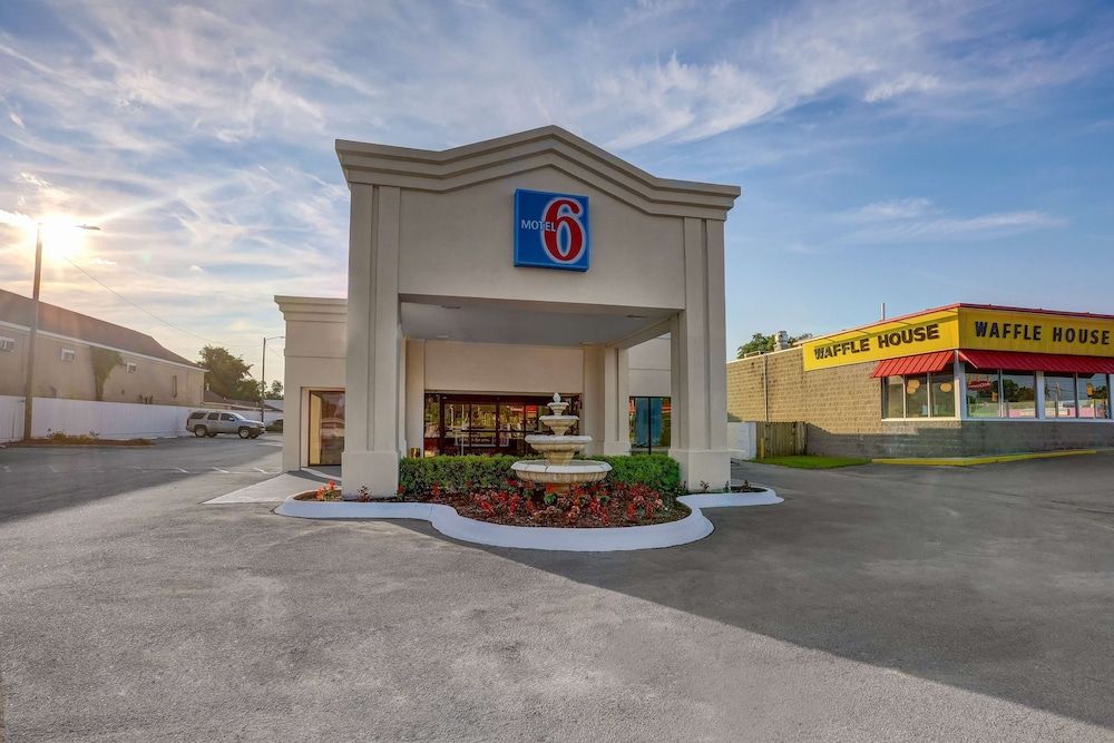 Motel 6 Jacksonville, NC 2 étoiles à Jacksonville