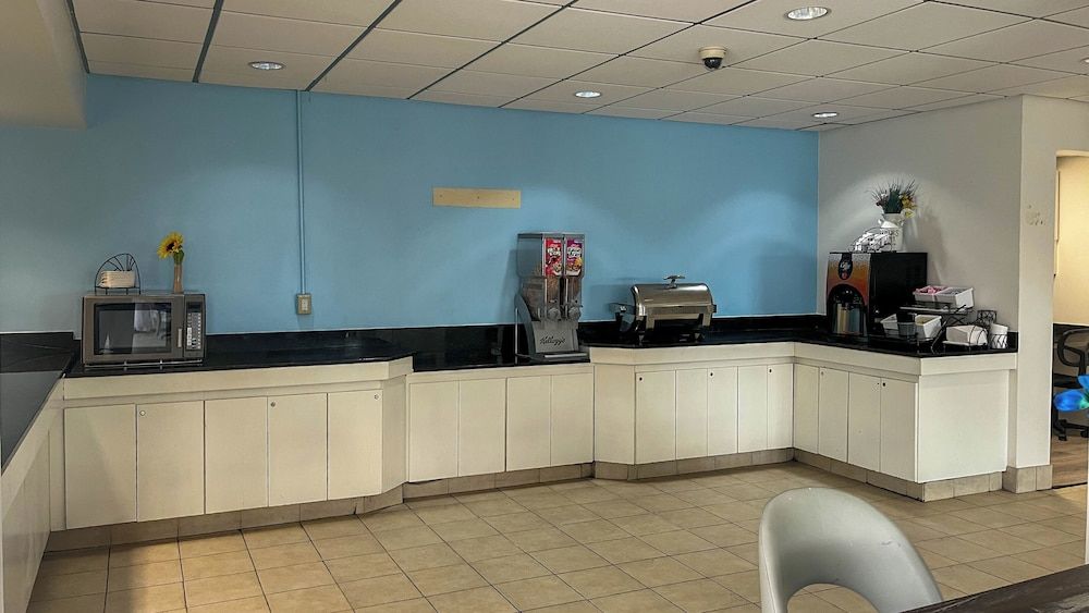 Baymont by Wyndham Camp Lejeune 2