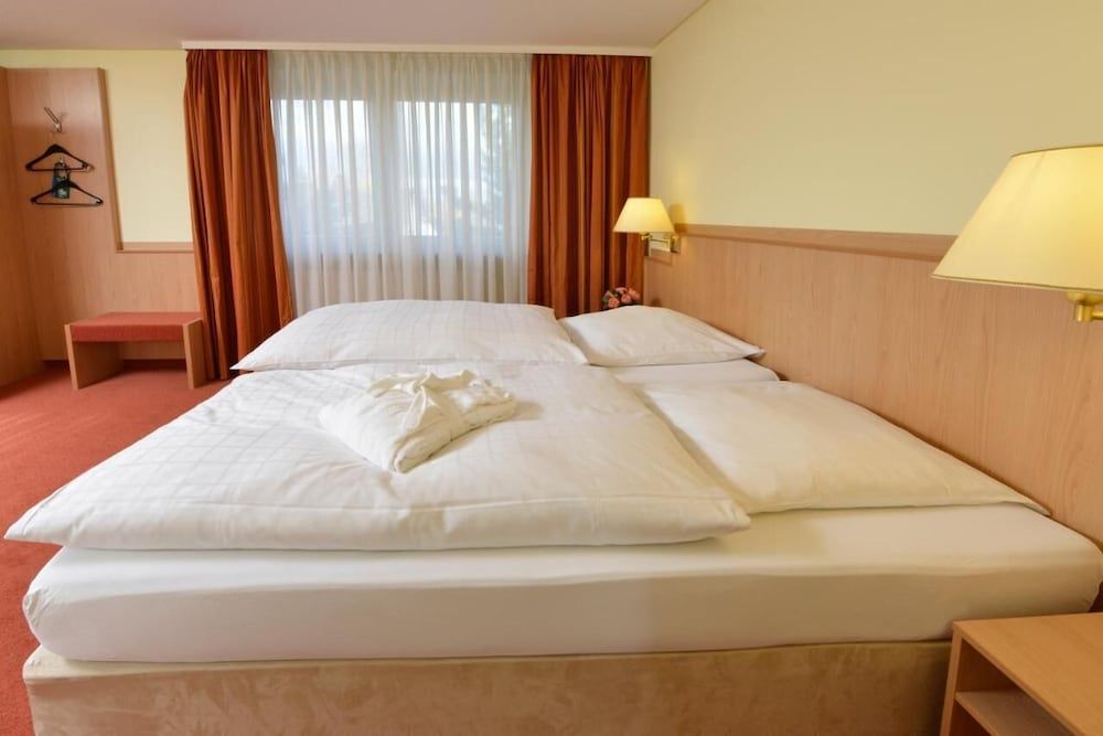 Sonne-Eintracht -1 estrelas em Achern