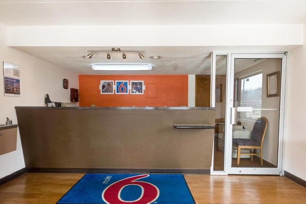 Motel 6 Kingston, TN 3
