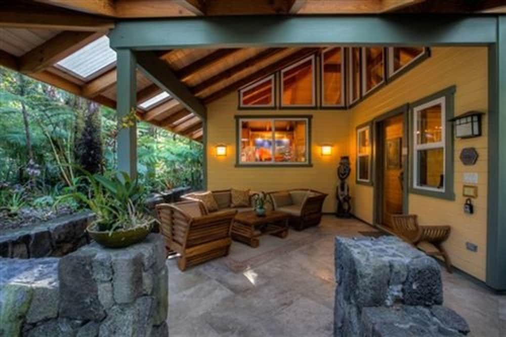 Volcano Mist Cottage -1 estrelas em Volcano