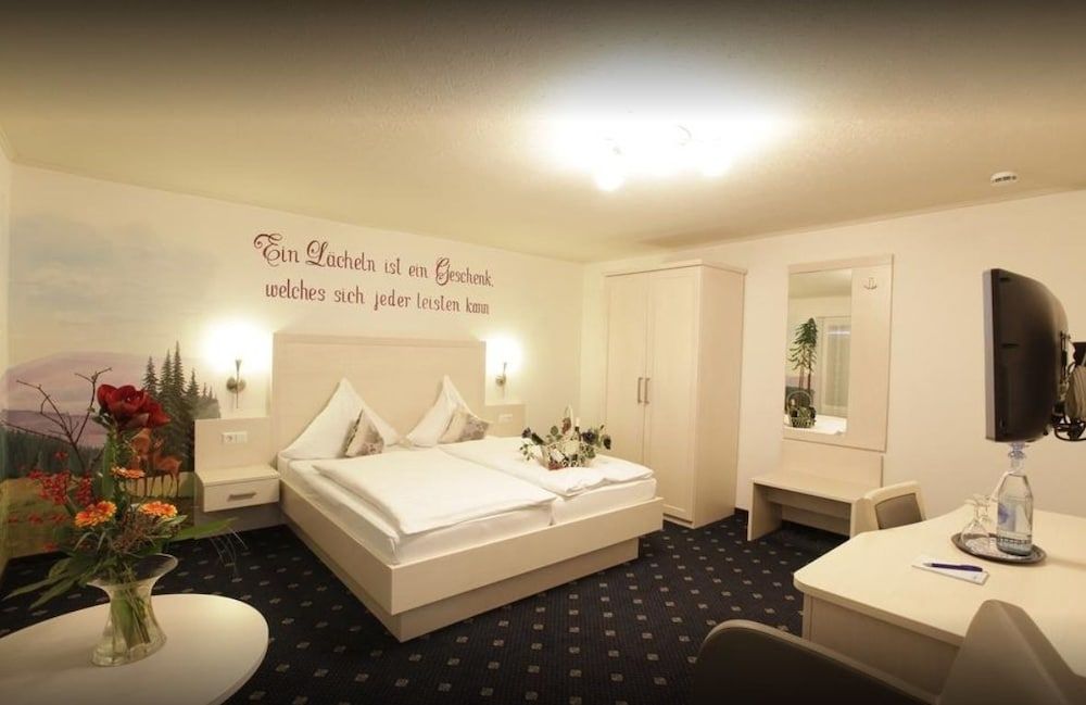 Hotel Restaurant Haus Waldesruh 2