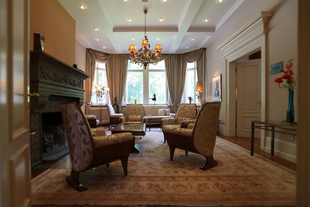 Villa Hammerschmiede Hotel & Restaurant 3