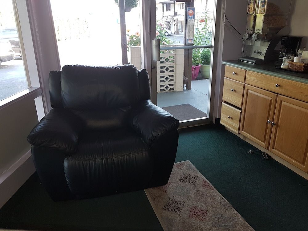 Town House Motel Inc 2