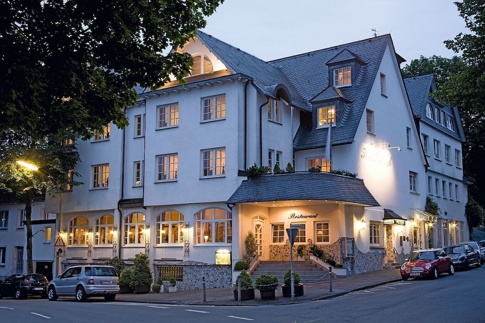 Hotel Rech -1 étoiles à Brilon