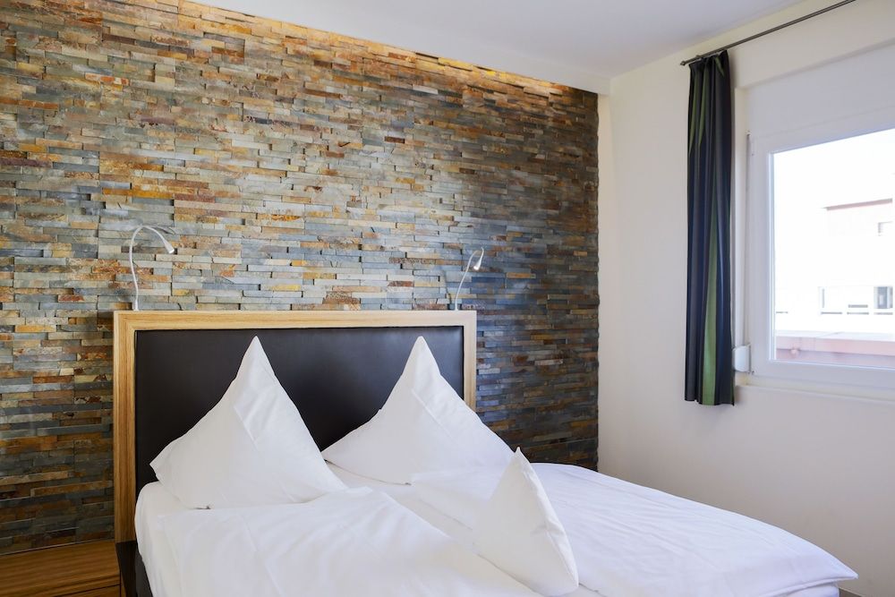 Hotel Maxis -1 étoiles à Karlsbad