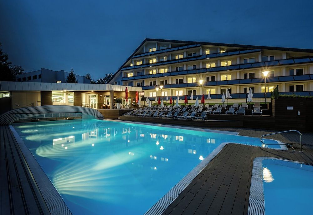 Hotel Jezerka 4 estrelas em Seč