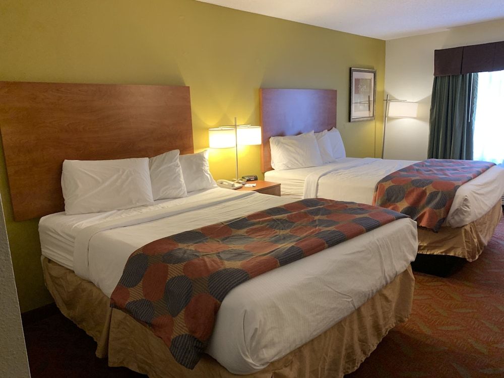 Baymont by Wyndham Cave City 3