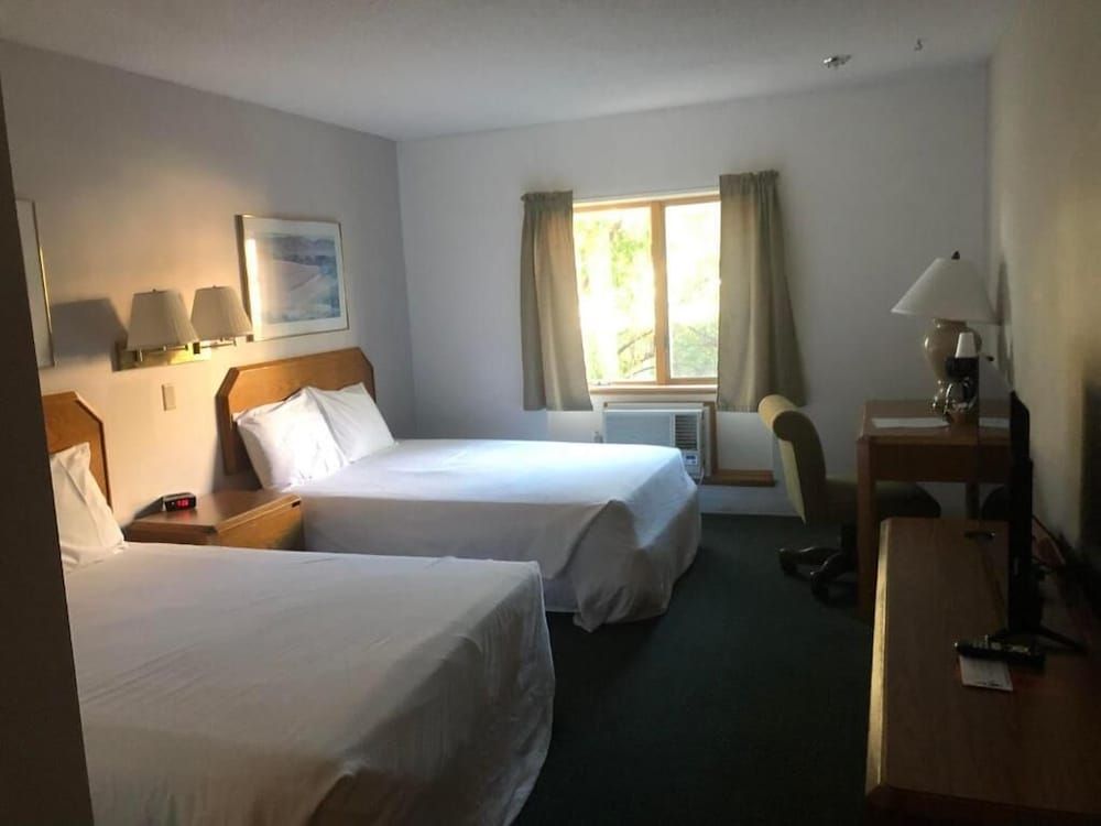 Manistee Inn & Marina 2