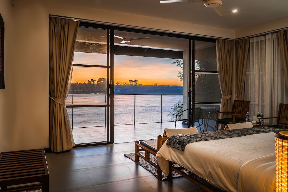 The River Resort 4 estrelas em Champassak