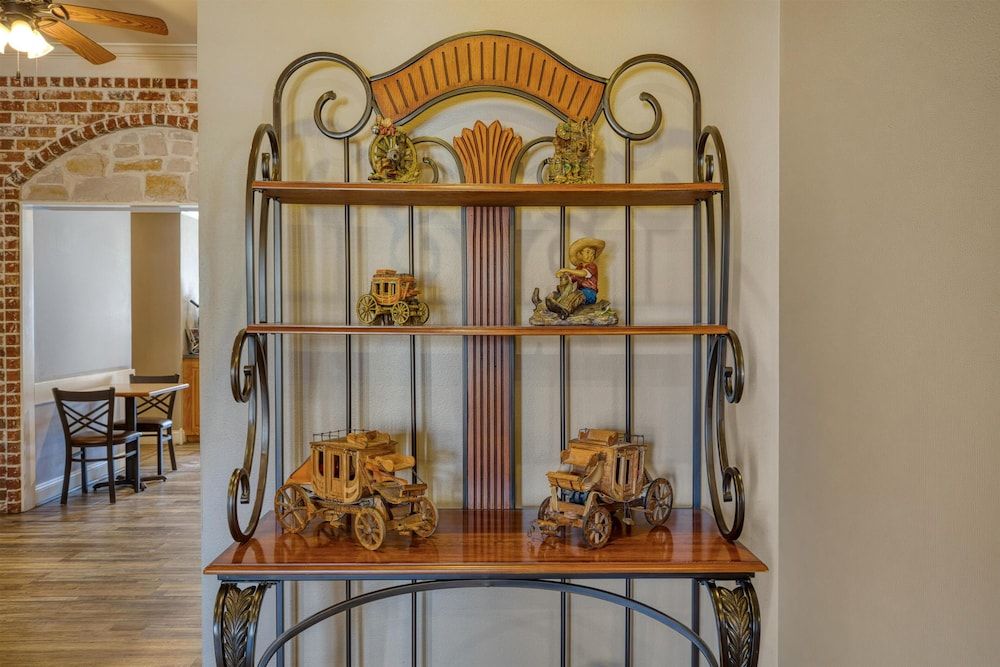 SureStay Hotel By Best Western Leesville 3