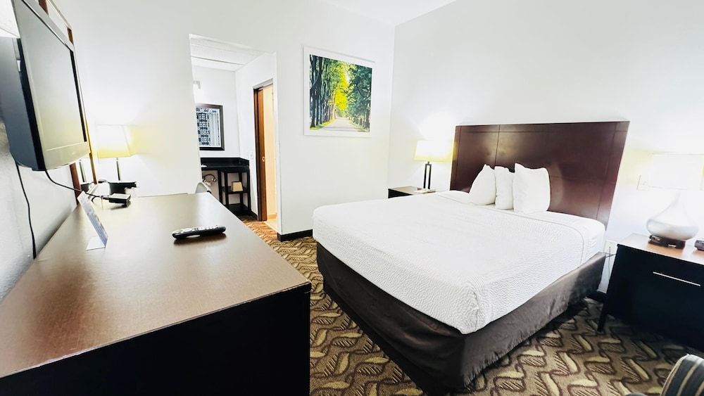 Days Inn by Wyndham North Platte 3