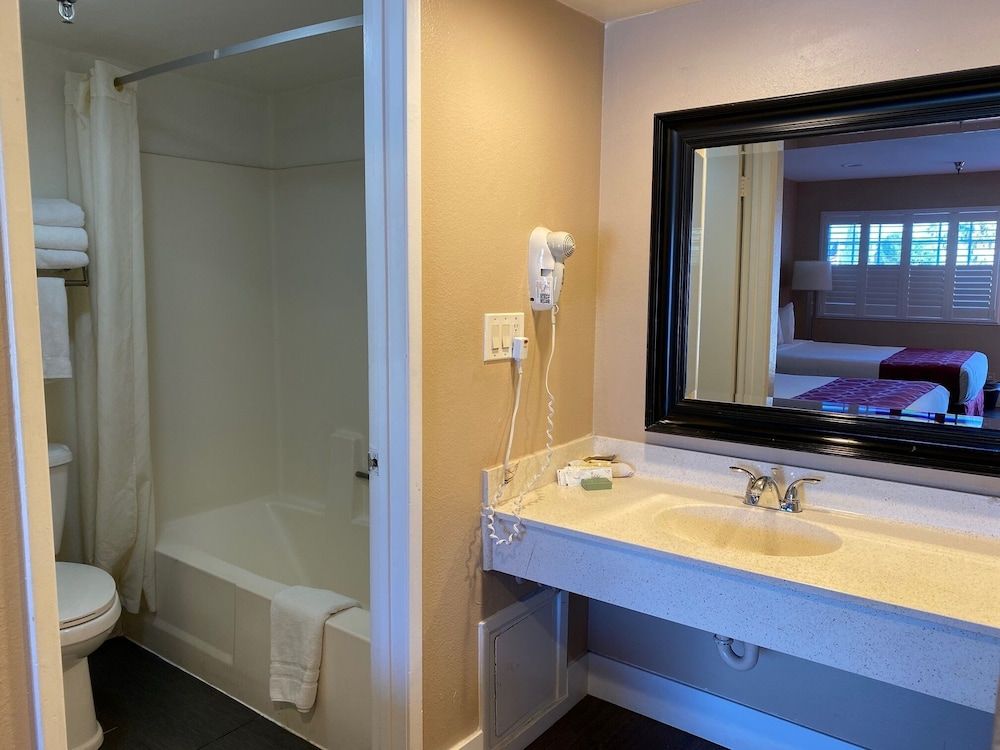 The Dixie Orange County 3