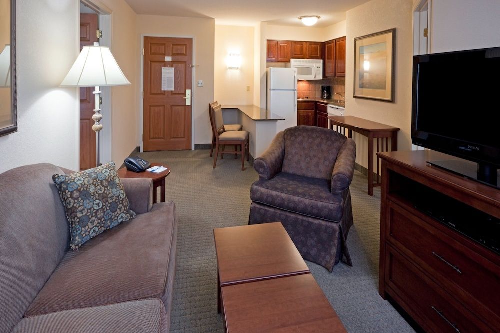 Staybridge Suites Philadelphia Valley Forge 422 by IHG 2