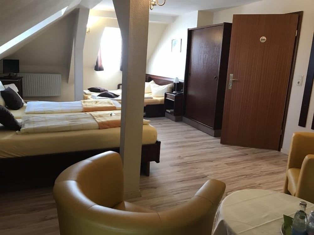 Hotel Schöne Aussicht 3 estrelas em Weißenfels