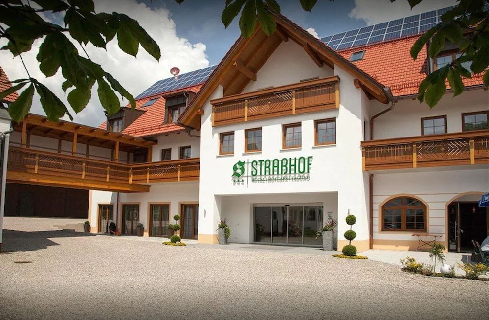 Hotel Strasshof -1 estrelas em Pfaffenhofen an der Ilm