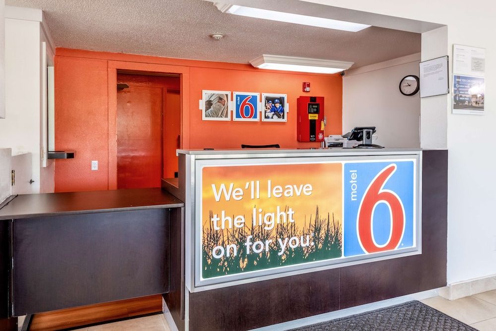 Motel 6 Mansfield, OH 3
