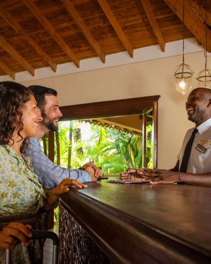 Ocean Beach Resort & Spa 3