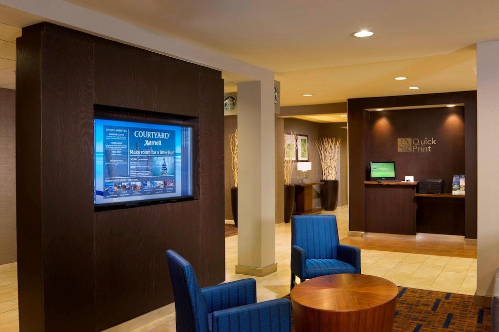 Courtyard by Marriott Brownsville 2