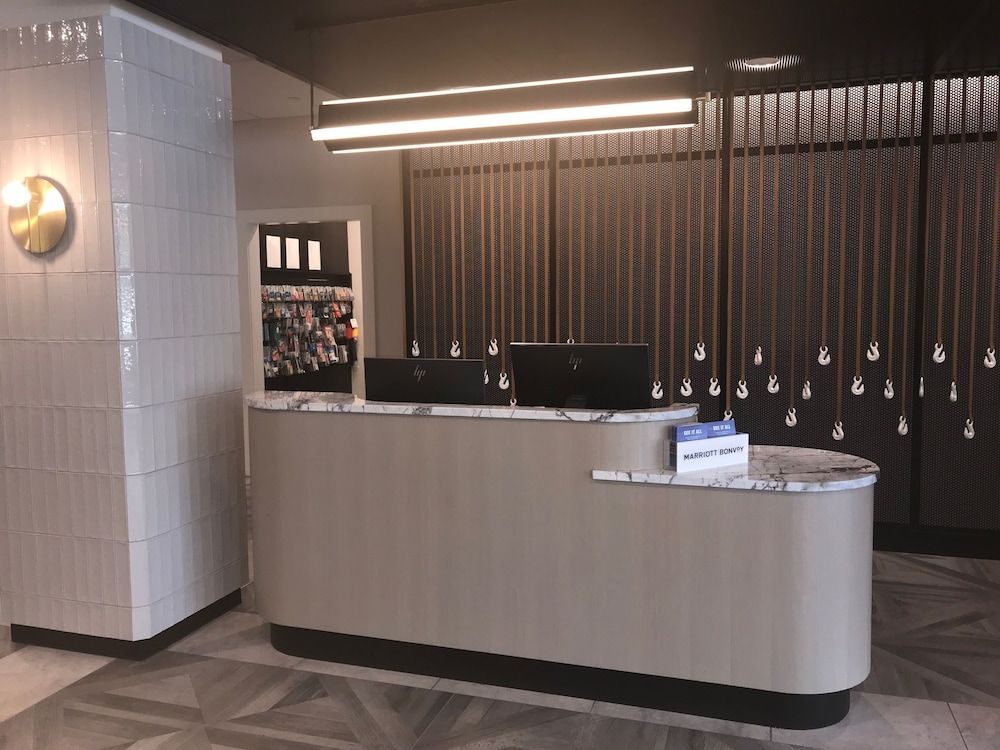 Delta Hotel by Marriot Muskegon Downtown 2