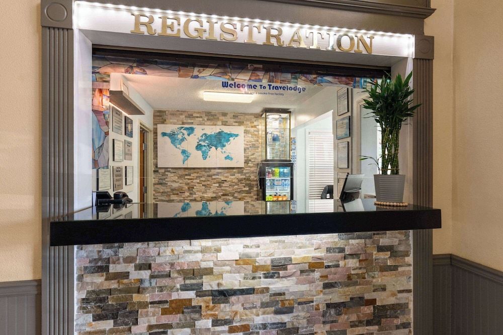 Travelodge by Wyndham Perry National Fairgrounds Area I-75 3