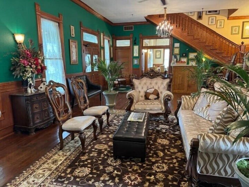 Woodbine Inn and Restaurant 2