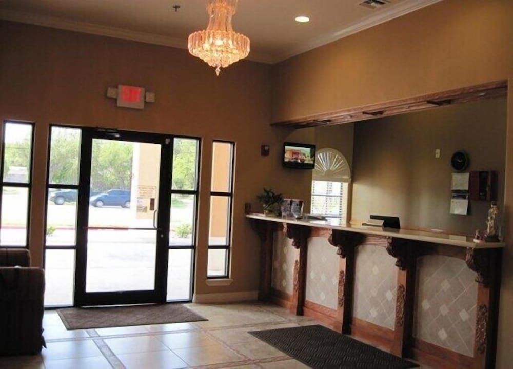 Texas Inn Weslaco 3