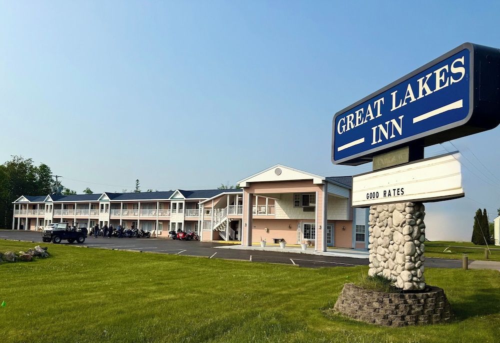 Great Lakes Inn 2 estrellas en Mackinaw City