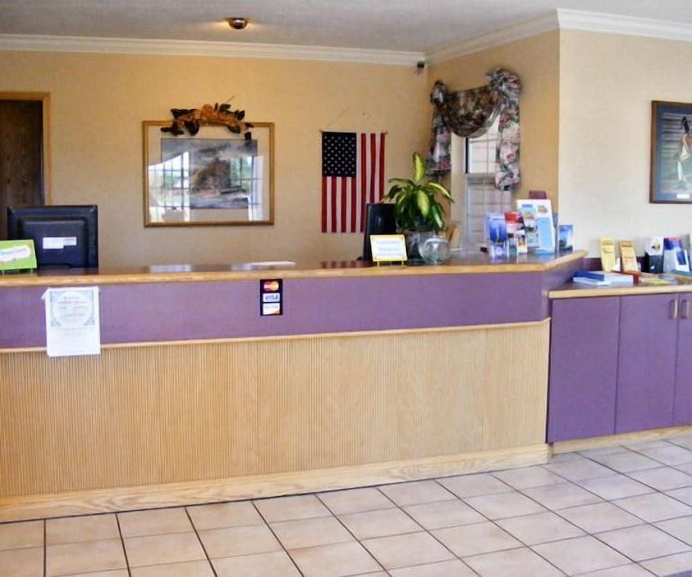 Great Lakes Inn 3