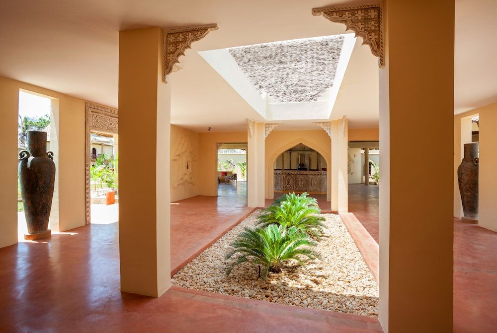 Neptune Paradise Beach Resort & Spa 3