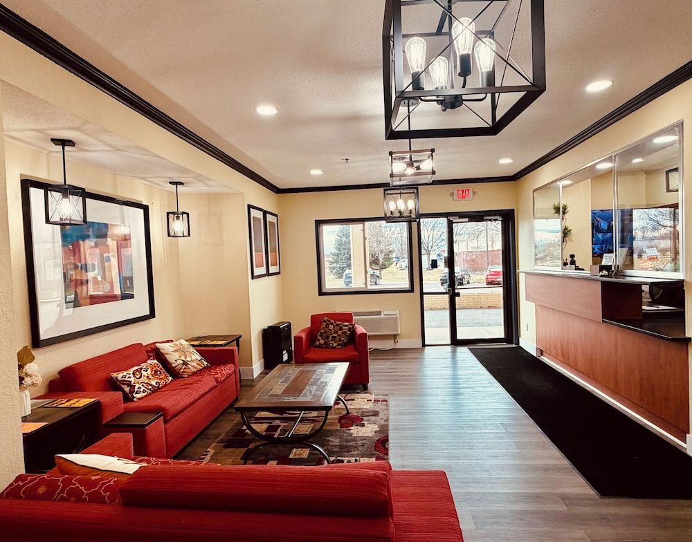 Blaine Town Inn & Suites 2