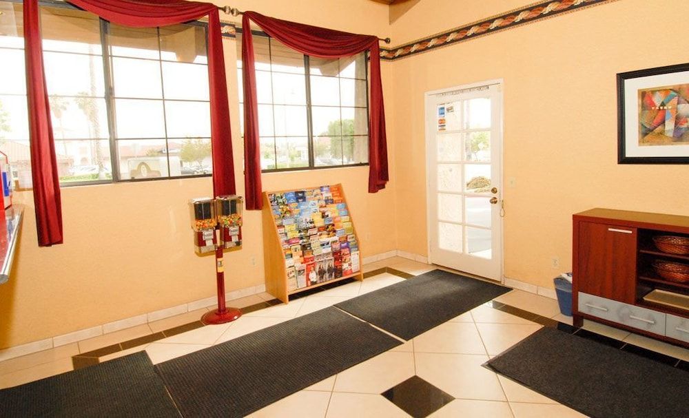 Regency Inn And Suites 2