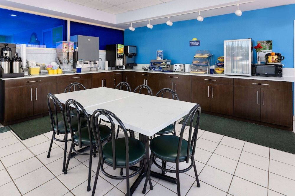 Days Inn by Wyndham Forsyth 2 étoiles à Forsyth