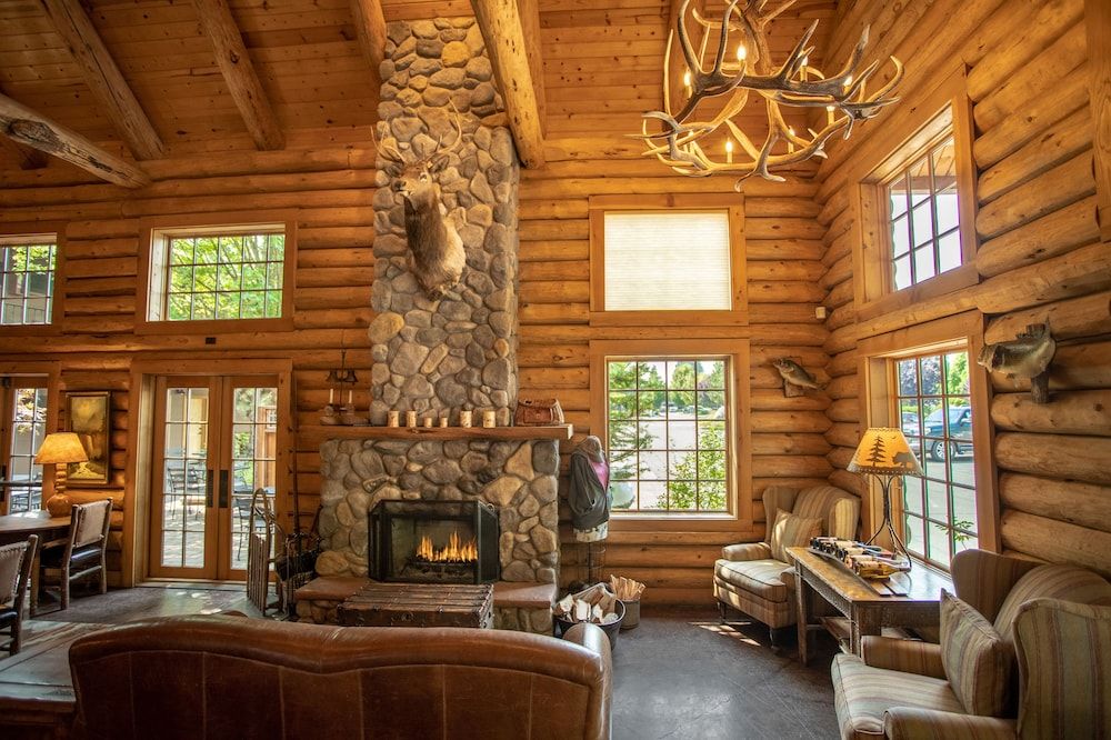 The Lodge at Riverside 3